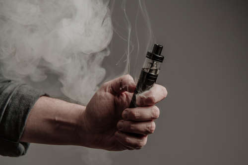 5 Ways to Tell You Need to Replace the Glass on Your Vape Tank