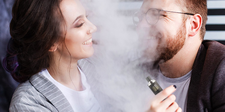 Life Insurance for Vapers: Expert Guide