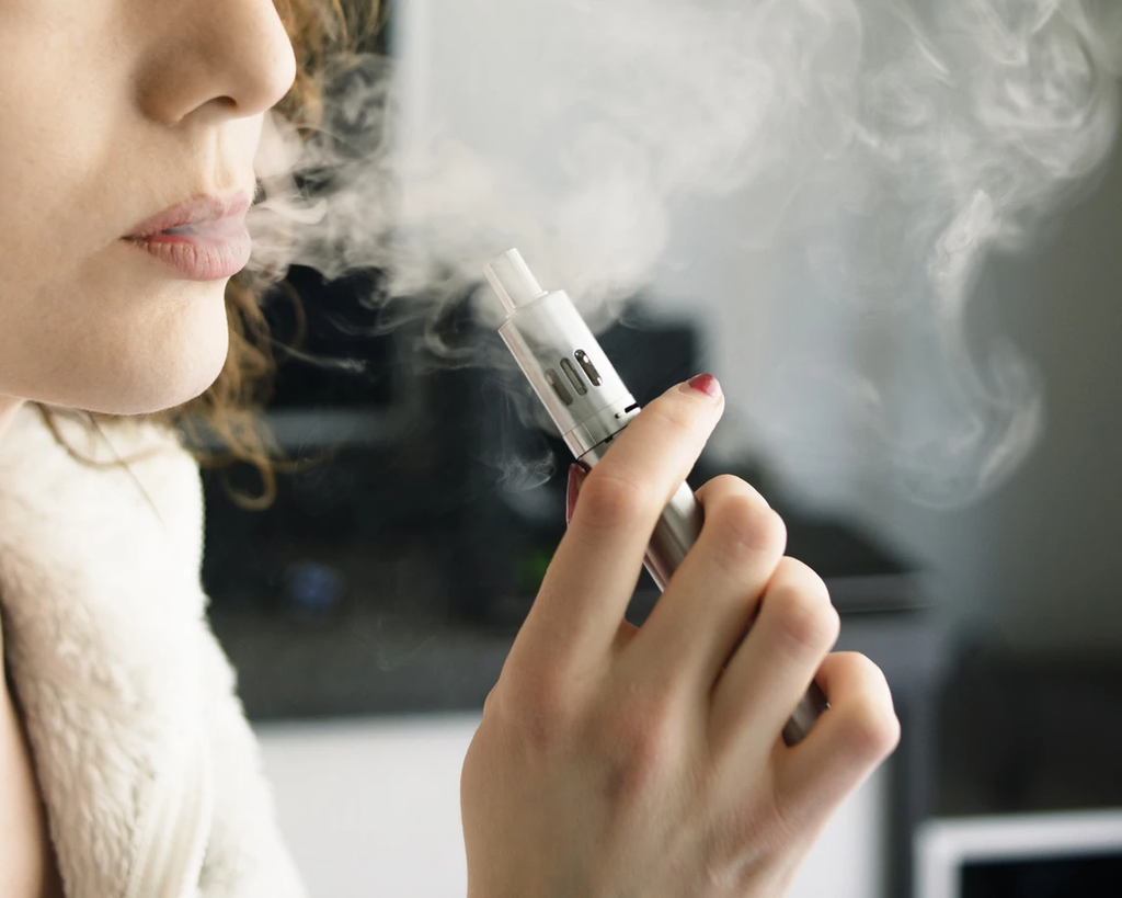 WHAT'S THE DEAL WITH VAPING AND BRUSHING YOUR TEETH?